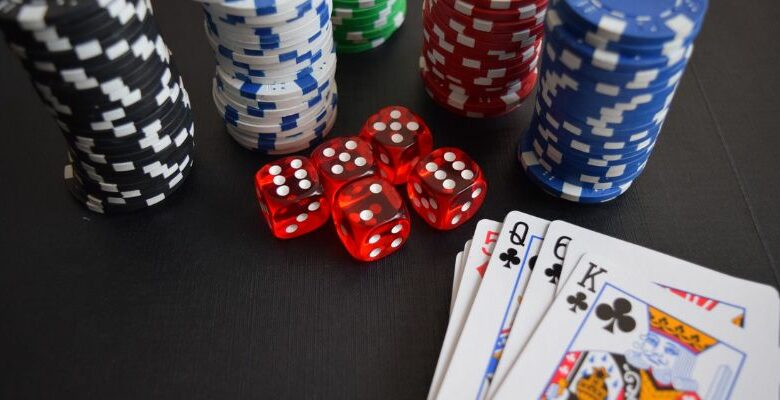 Advantages of Online Over Land-Based Casinos