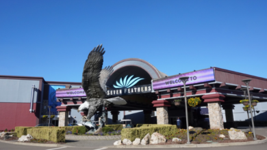 seven feathers casino